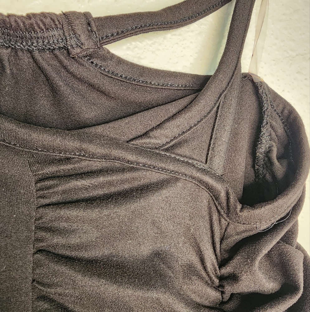 Queen Mania Cut-Out Waist Ruched Leggings in Black Size M - Picture 3 of 6